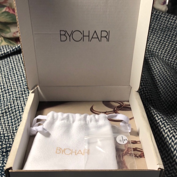 🤩🎊Host Pick🎊BNIB BYCHARI SS925 Kelly Bracelet 🎁 - Picture 3 of 10
